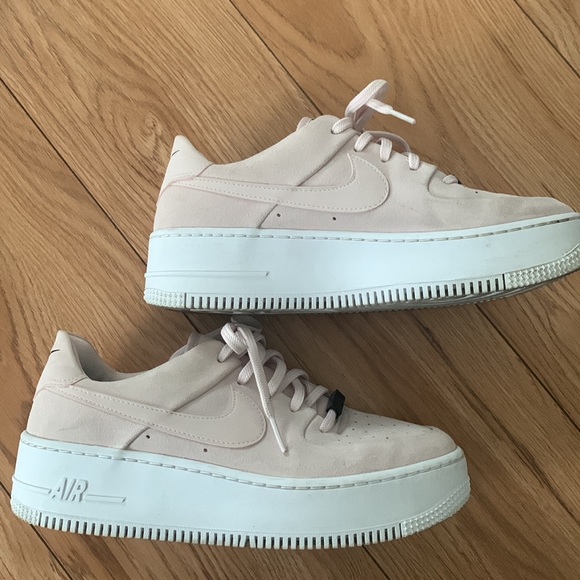 Nike AirForce1 Sage Low - Picture 4 of 8